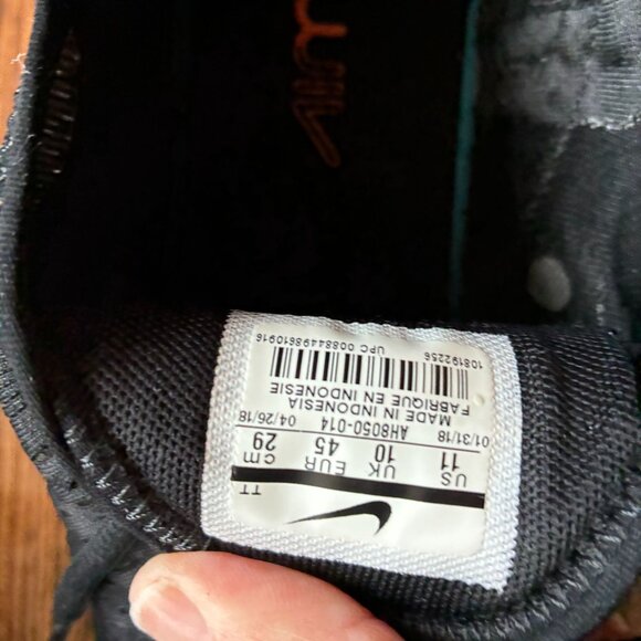 Nike Air Max 270 Black & Orange Size 11 - EUC - Picture 6 of 10